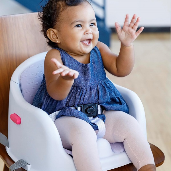 ghe-tap-ngoi-cho-be-4-thang-da-nang-infantino-h7