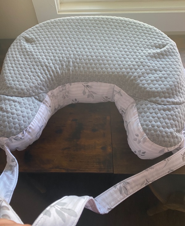 goi-cho-be-bu-boppy