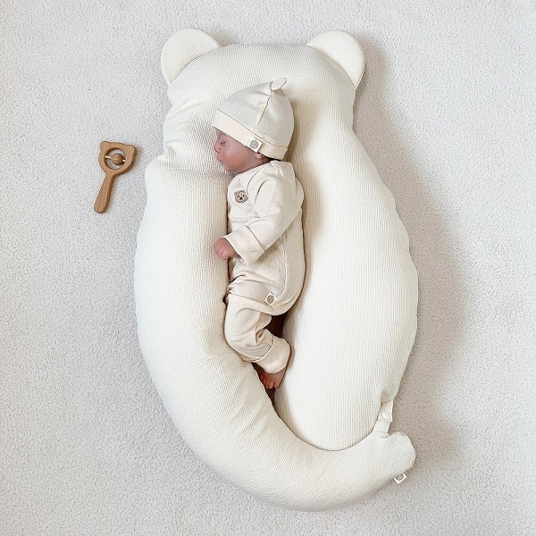 goi-cho-tre-so-sinh-nam-nghieng-hug-bear-h6