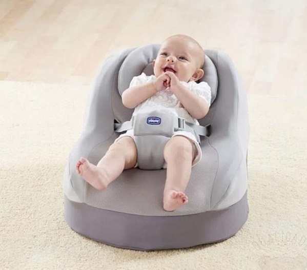 goi-chong-trao-nguoc-cho-be-chicco-comfy-nest-h5