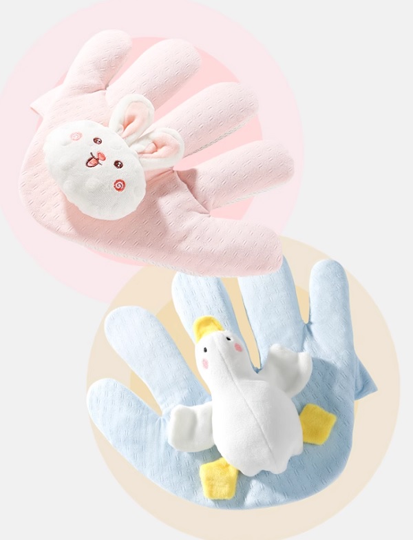goi-hinh-ban-tay-cho-tre-so-sinh-babycare-h8