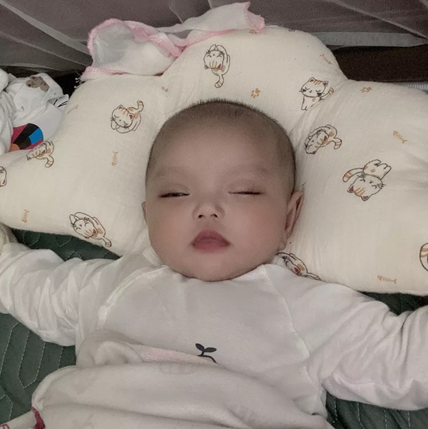 goi-lom-chong-bep-dau-dam-may-Petit-bebe-11