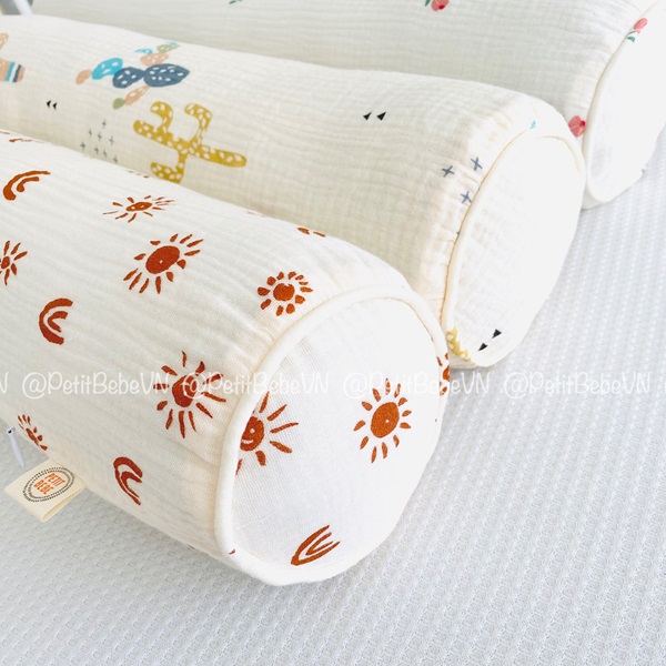 goi-om-chan-tre-so-sinh-Petit-Soleil-13