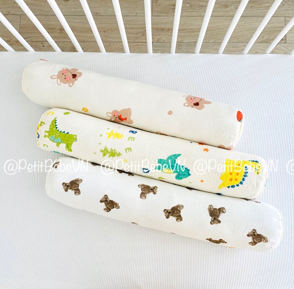 goi-om-chan-tre-so-sinh-Petit-Soleil-6