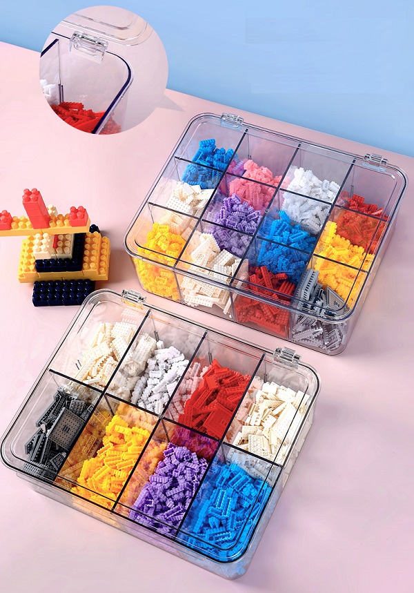 hop-dung-lego-trong-suot-4
