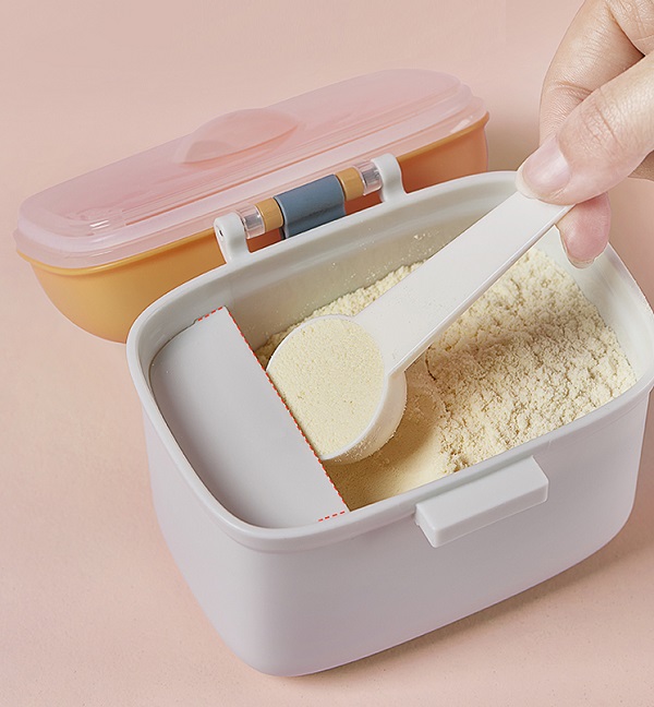 hop-dung-sua-bot-babycare-h7