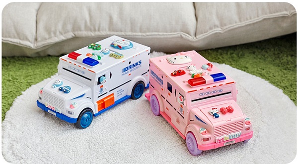 ket-sat-mini-do-choi-hinh-xe-o-to-canh-sat-hello-kitty-chi-tiet-h9(1)