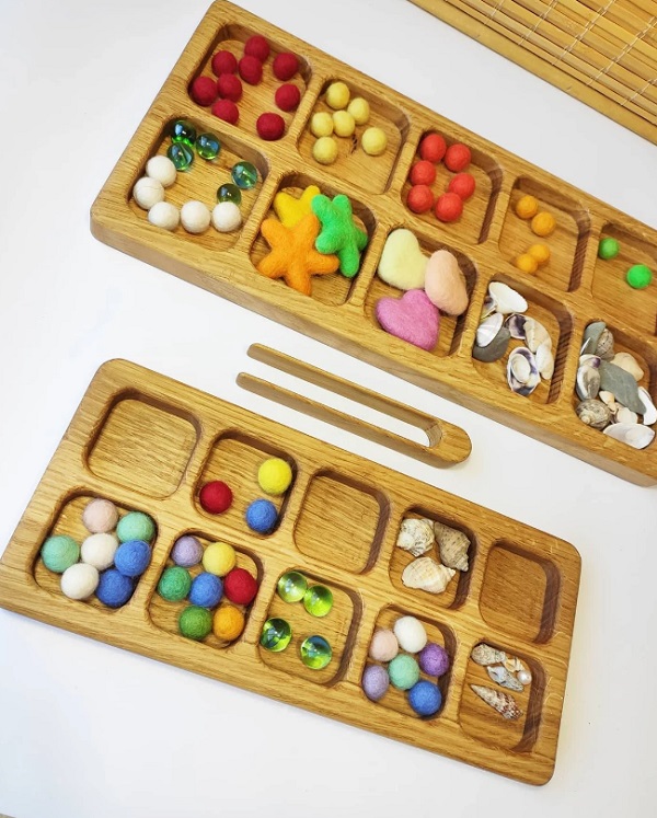 khay-phan-loai-do-choi-Montessori-3