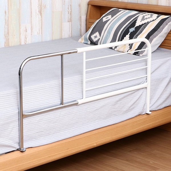 khung-chan-giuong-inox-dai-120-cm-h7