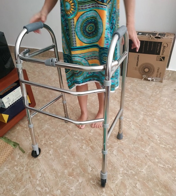 khung-tap-di-inox-viet-nam-h5