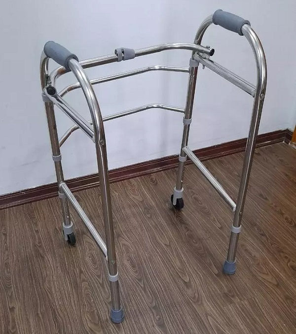 khung-tap-di-inox-viet-nam-h6