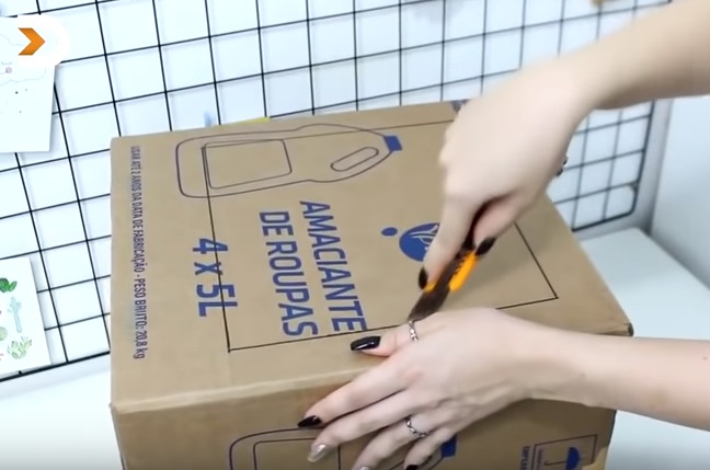 lam-do-choi-nha-bep-bang-thung-giay-carton