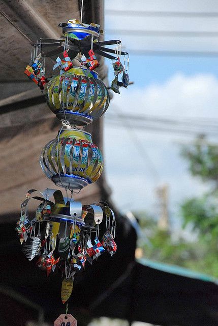 lam-do-trang-tri-bang-lon-bia-lon-coca