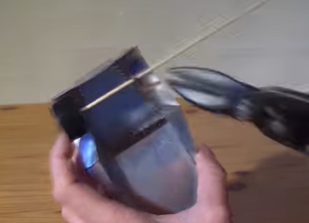 lam-xe-tai-xe-container-bang-lon-bia-lon-coca