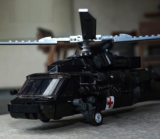 lego-may-bay-truc-thang-quan-doi-cuu-thuong-h6
