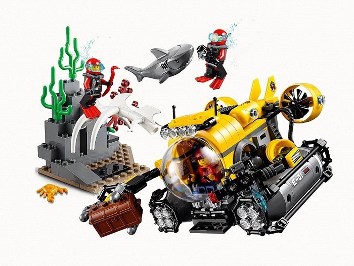 lego-tau-ngam-bien-sau-h6