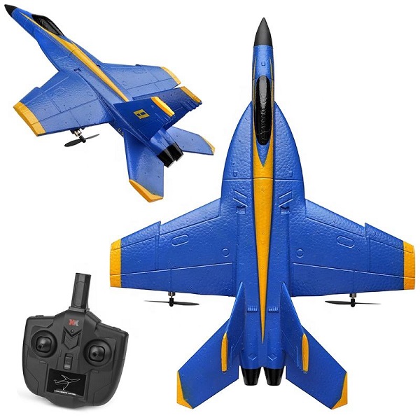 may-bay-dieu-khien-tu-xa-f18-h5