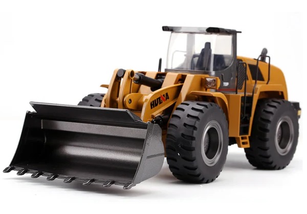 may-xuc-lat-dieu-khien-tu-xa-huina-583-h5