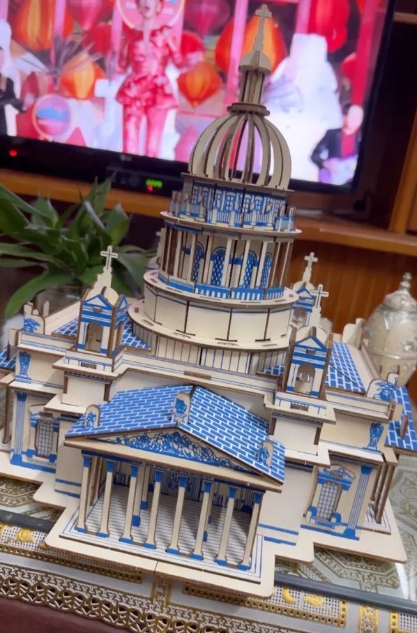 mo-hinh-lap-ghep-go-3d-nha-tho-issa-kiev-h6