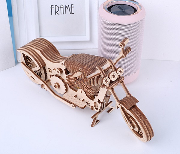 mo-hinh-lap-rap-go-3d-xe-may-harley-uguter-u506-h6