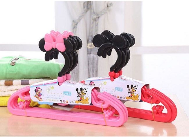 moc-treo-quan-ao-tre-em-hinh-chuoc-mickey-h11