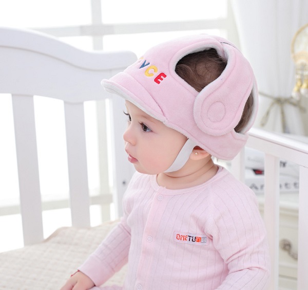 mu-bao-hiem-cho-be-tap-di-jjovce-h7