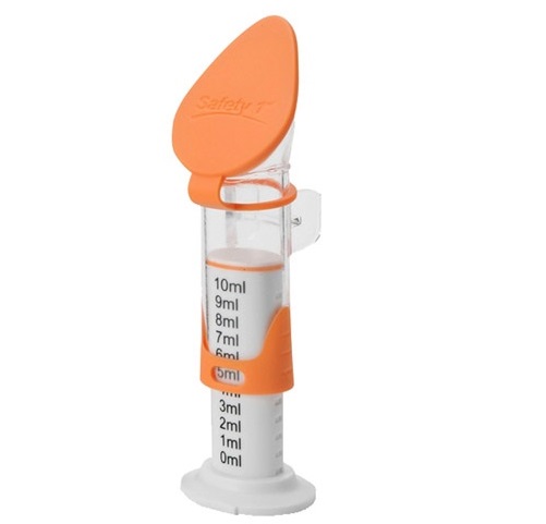 muong-cho-be-uong-thuoc-safety-1st-h6