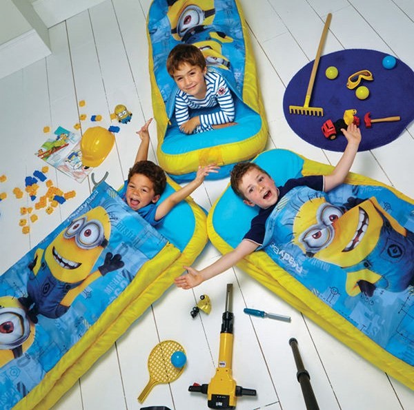 nem-hoi-cho-be-minions-h6