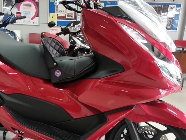 nem-ngoi-xe-may-cho-be-pcx-aerox-adv-nmax-h7