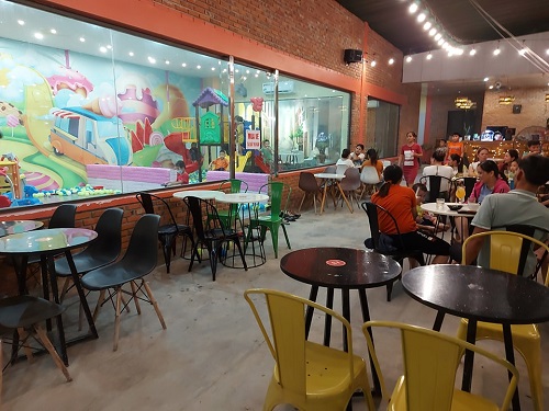 quan-ca-phe-Gạo-House-co-khu-vui-choi-tre-em-o-quang-ngai-9