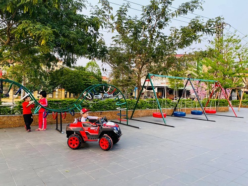 quan-cafe-Everland-co-khu-vui-choi-cho-be-o-quang-binh-7