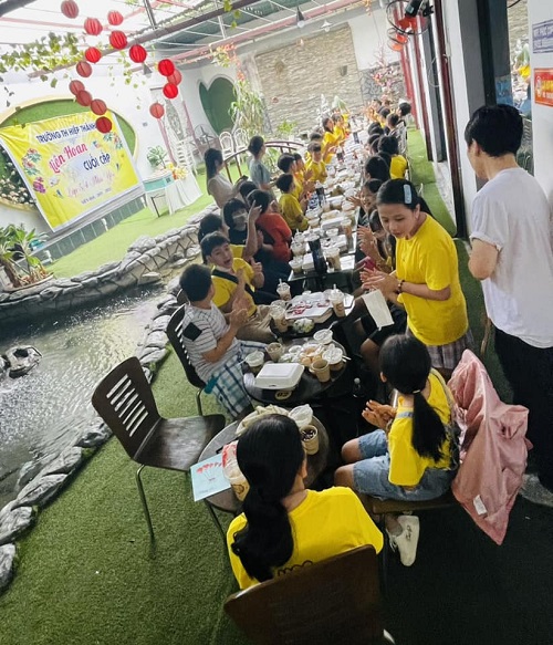 quan-cafe-Phuc-Coffee-co-khu-vui-choi-cho-be-thu-dau-mot-4