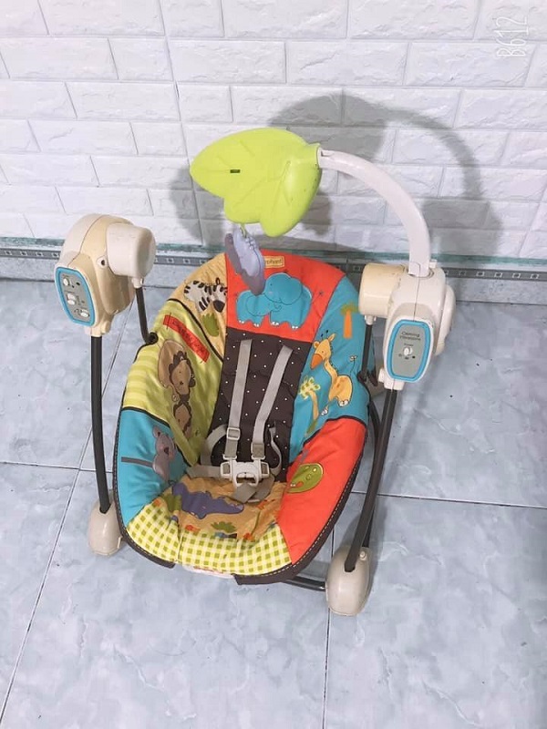 thanh-ly-ghe-xich-du-fisher-price-hang-my-cho-be