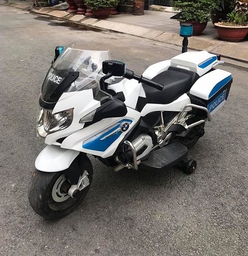 Junbaby: Thanh lý xe máy điện trẻ em Police BMW 212 hàng xuất khẩu Châu Âu Junbaby: Thanh Lý Xe Máy Điện Trẻ Em Police Bmw 212 Hàng Xuất Khẩu Châu Âu