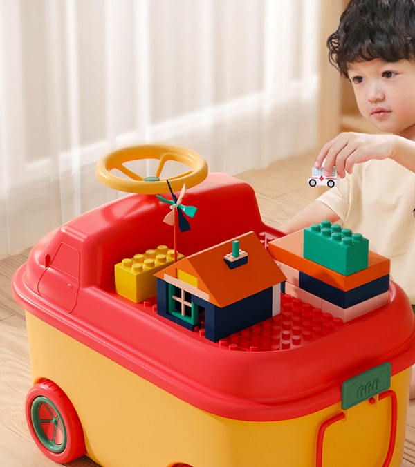thung-dung-lego-co-banh-xe-7