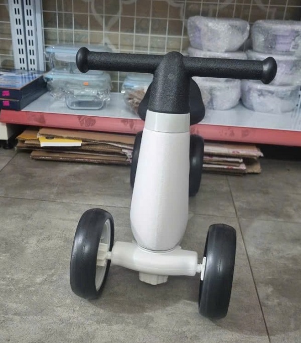 xe-choi-chan-4-banh-vitadairy-h6