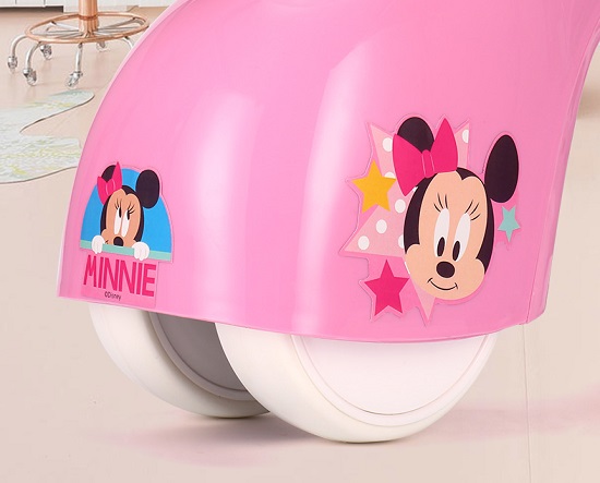 xe-choi-chan-disney-mickey-chi-tiet-h4