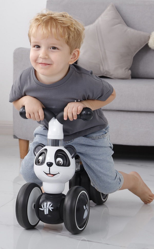 xe-choi-chan-gau-panda-h7