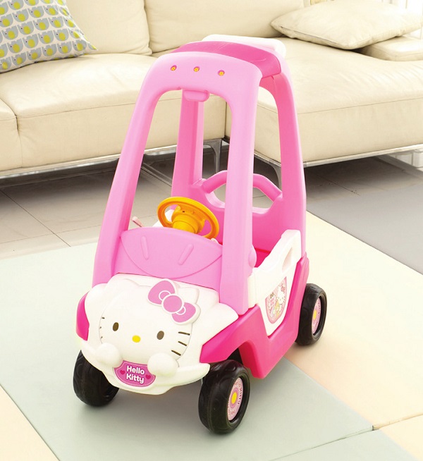 xe-choi-chan-hello-kitty-o-to-h10