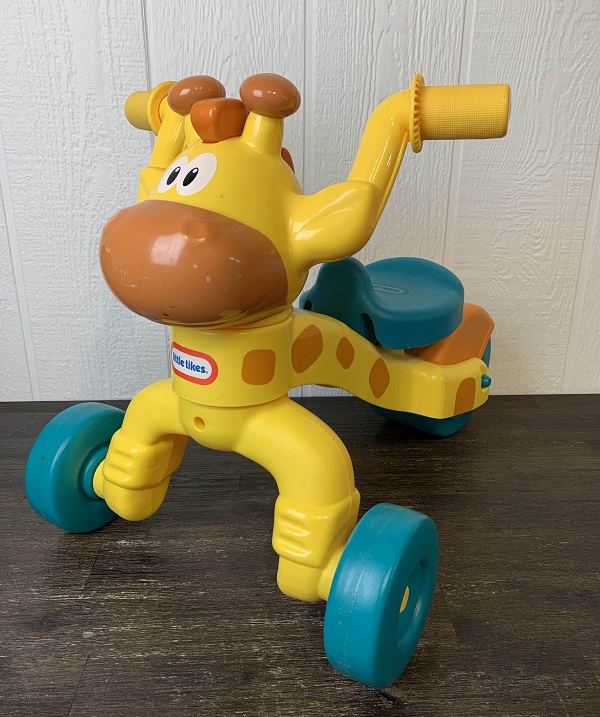 xe-choi-chan-little-tikes-huou-cao-co-h7