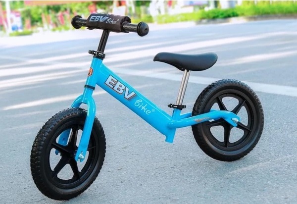 xe-choi-chan-thang-bang-ebv-h6