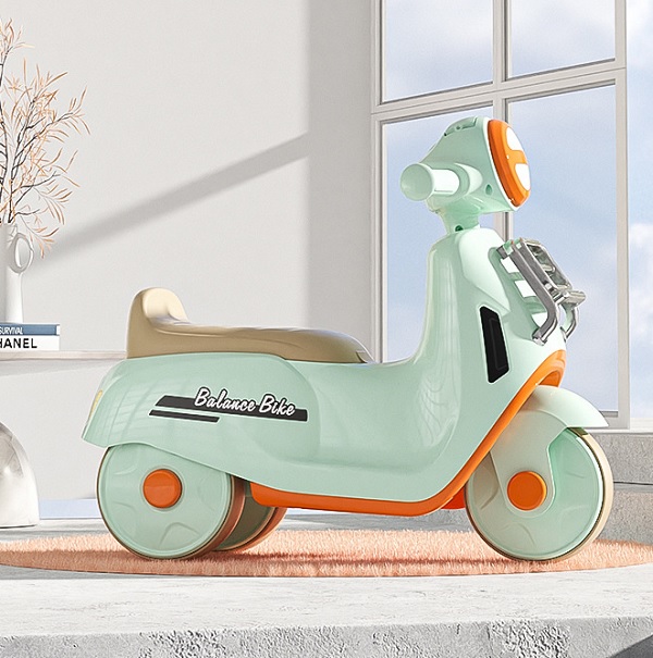 xe-choi-chan-vespa-hikid-h6