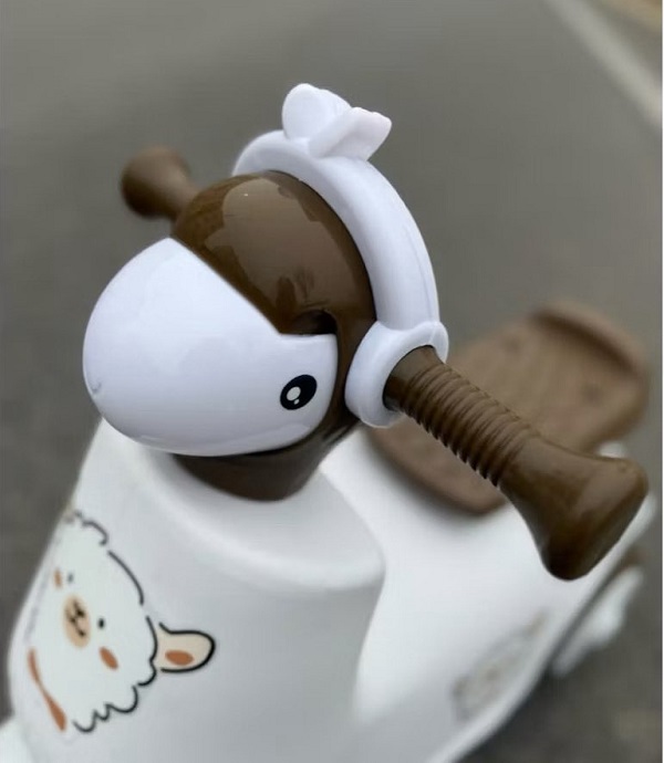 xe-choi-chan-vespa-hinh-con-cuu-h6