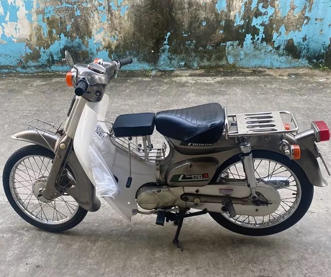 yen-ngoi-xe-may-so-cho-be-lap-truoc-h5