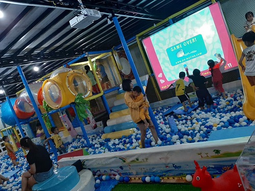 Junbaby: Quán cafe Baby Boss có khu vui chơi cho bé ở Bình Phước