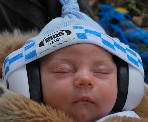 Top 9 chụp tai chống ồn cho trẻ sơ sinh